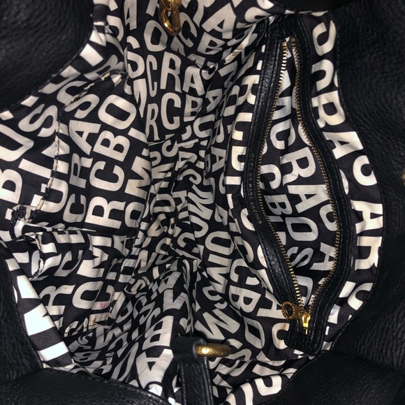 Marc Jacobs Classic Q Fran Bag Red avail as well - Picture 6 of 7